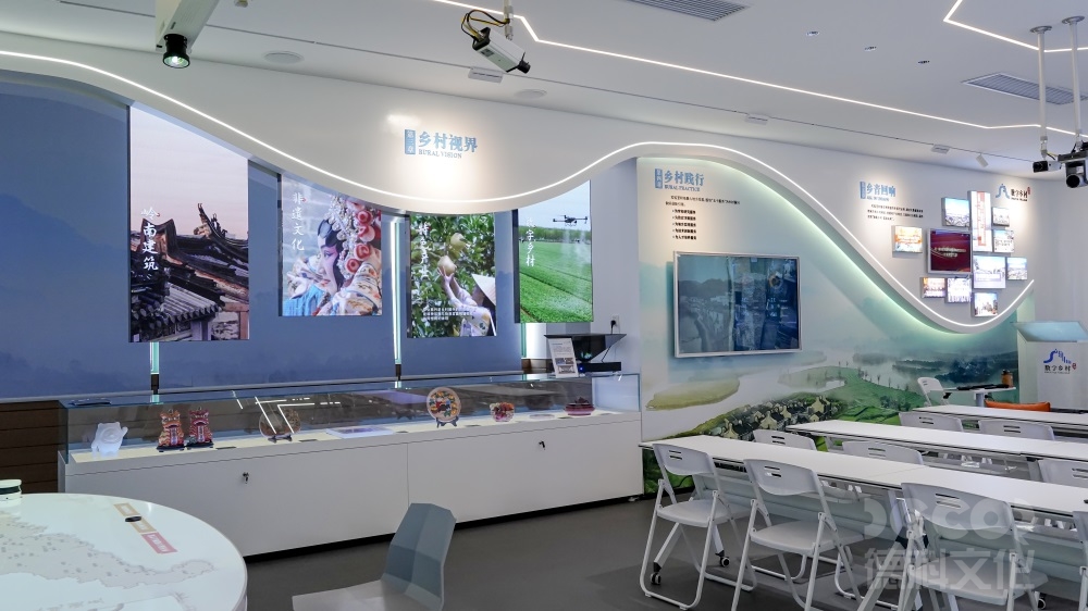 數(shù)字展廳設計中如何利用無線充電技術為觀眾提供便捷的充電服務和體驗
