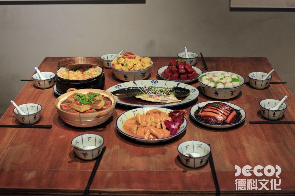 深圳展館裝修公司如何進(jìn)行展館的地面設(shè)計(jì)？